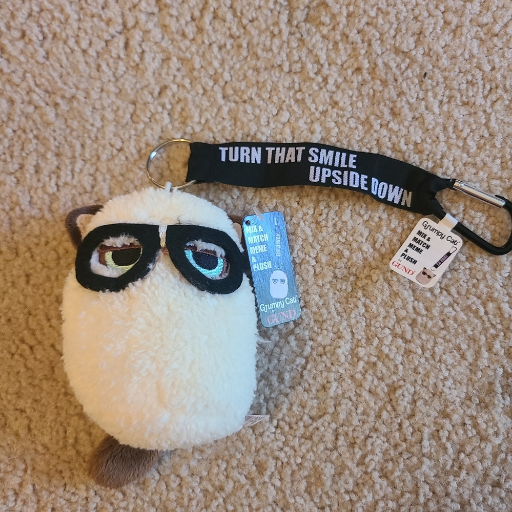 Grumpy Cat Keychain